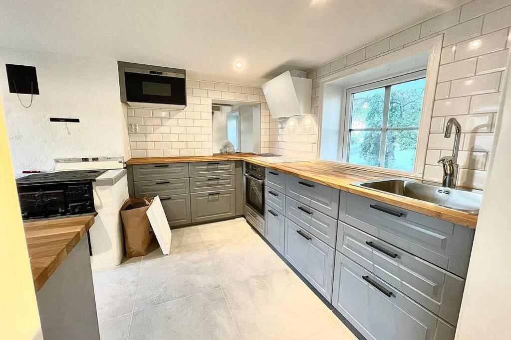 Eget Hus Med Bra Laege Och Toppstandard Linköping Zewnętrze zdjęcie